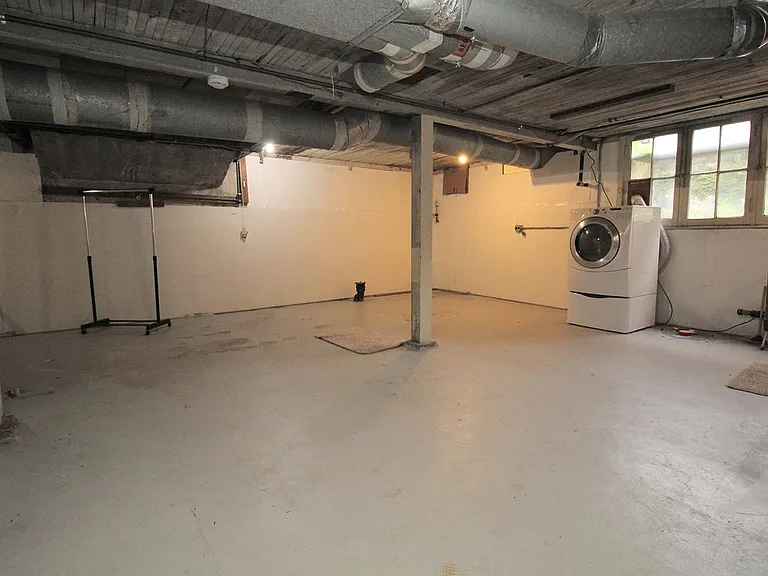 2823 NE Tillamook St — Photo 28