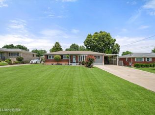 3327 Cardinal Ave, Shepherdsville, KY 40165