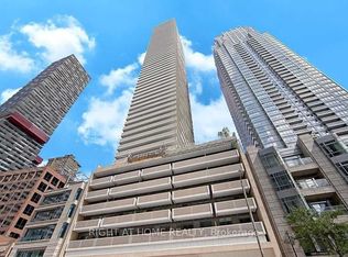 2221 Yonge St #1706, Toronto, ON