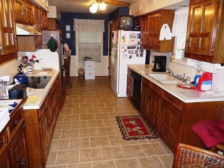 3rd image of 9412 Shady Valley Dr