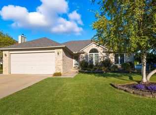 53218 Elysia Dr, Chesterfield, MI