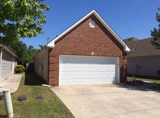 261 High Ridge Dr, Pelham, AL 35124