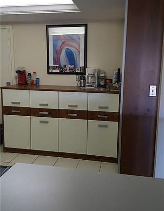 5th image of 3200 Port Royale Drive #2108