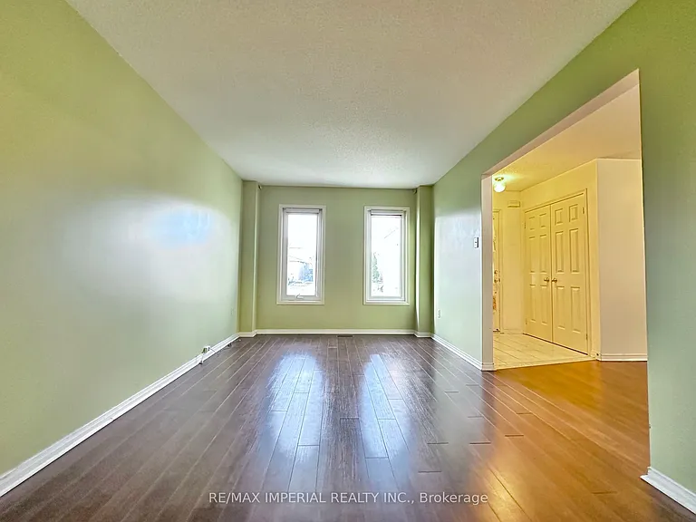 3058 Dalehurst Dr — Photo 5