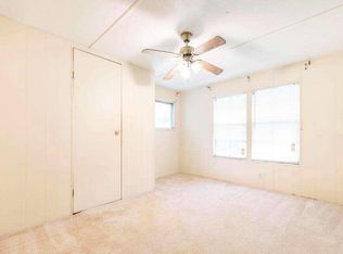 1085 Kelly St, Adrian, GA 31002