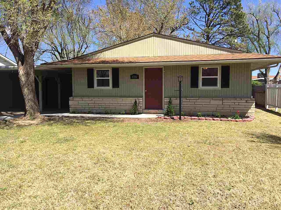 1st image of 1316 E Terrace Dr