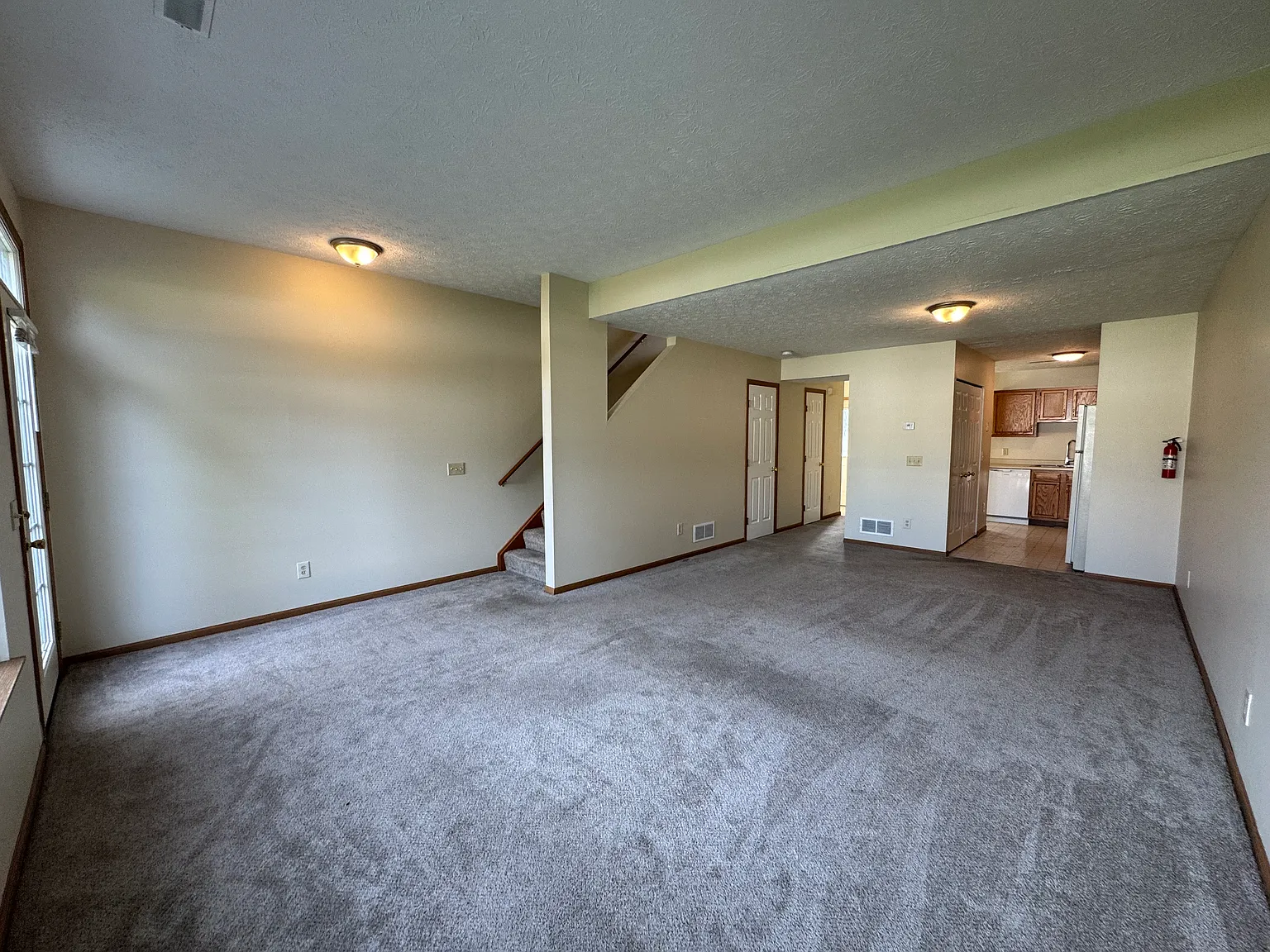 2 bed, 1.5 bath, 1250 sqft, $1,345 — Photo 4