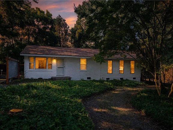 3rd image of 7606 Bailey Ln