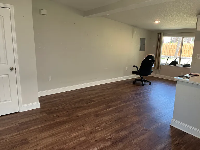 145 Halifax Ave #3 — Photo 10