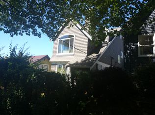 108 E Roanoke St, Seattle, WA 98102