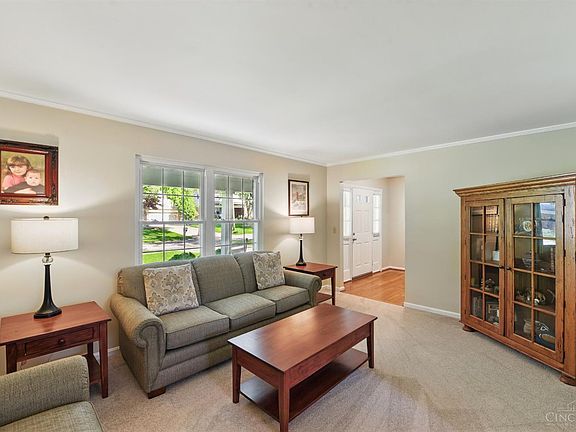5th image of 8547 Holiday Hills Dr