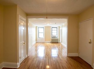 429 Court St #4F, Brooklyn, NY 11231