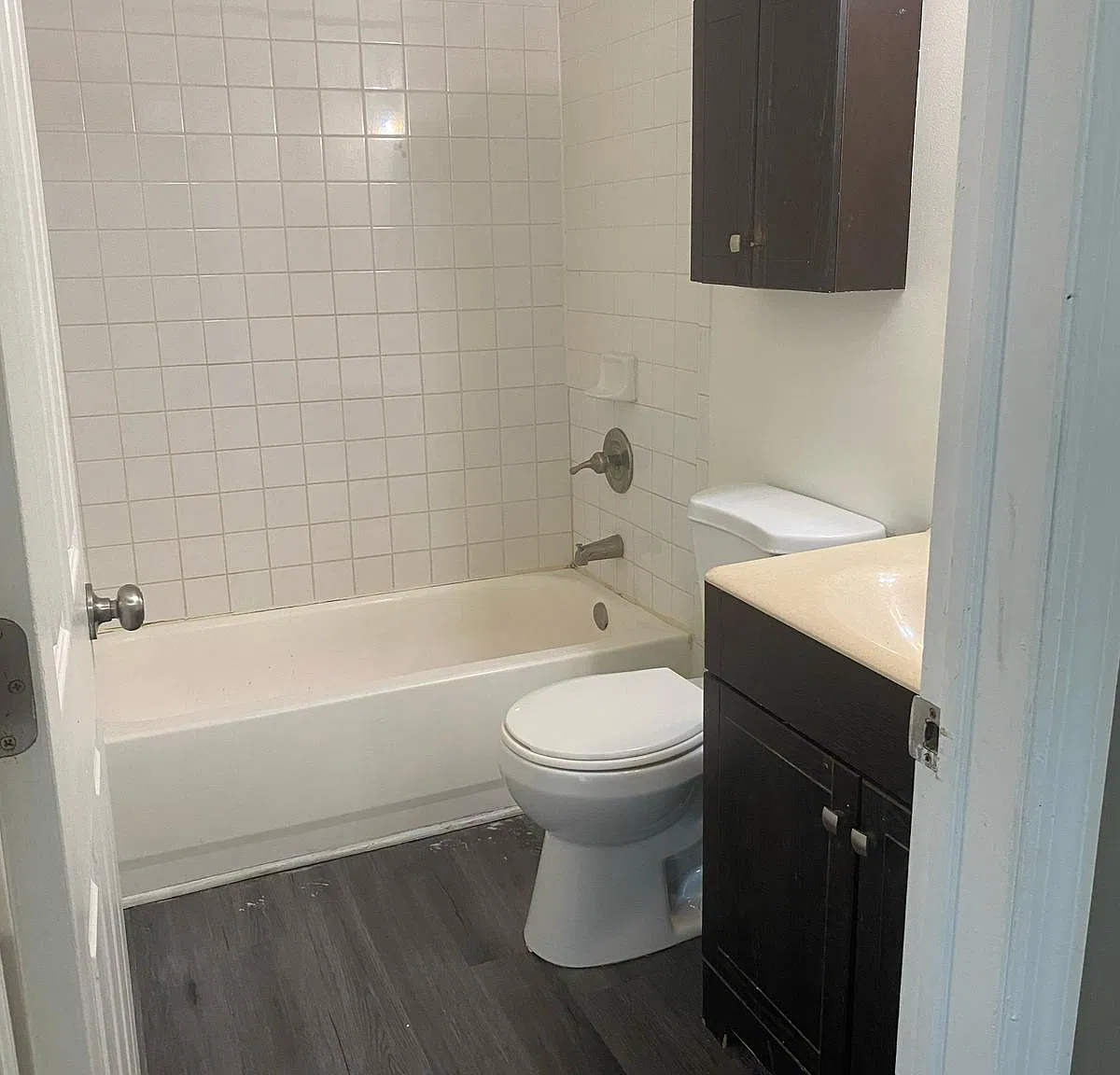 2 bed, 1.5 bath, 928 sqft, $1,250 — Photo 4