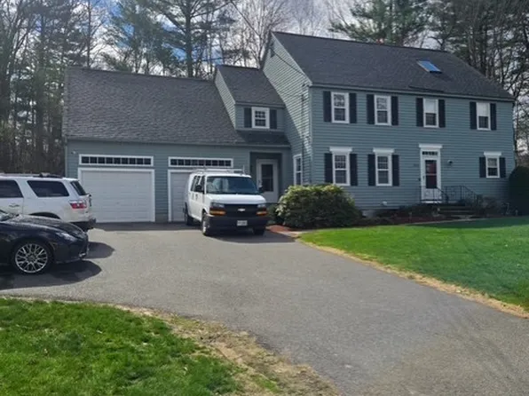 22 Dexter St, Derry, NH 03038