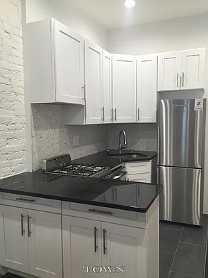 Rented by Town Residential | media 19