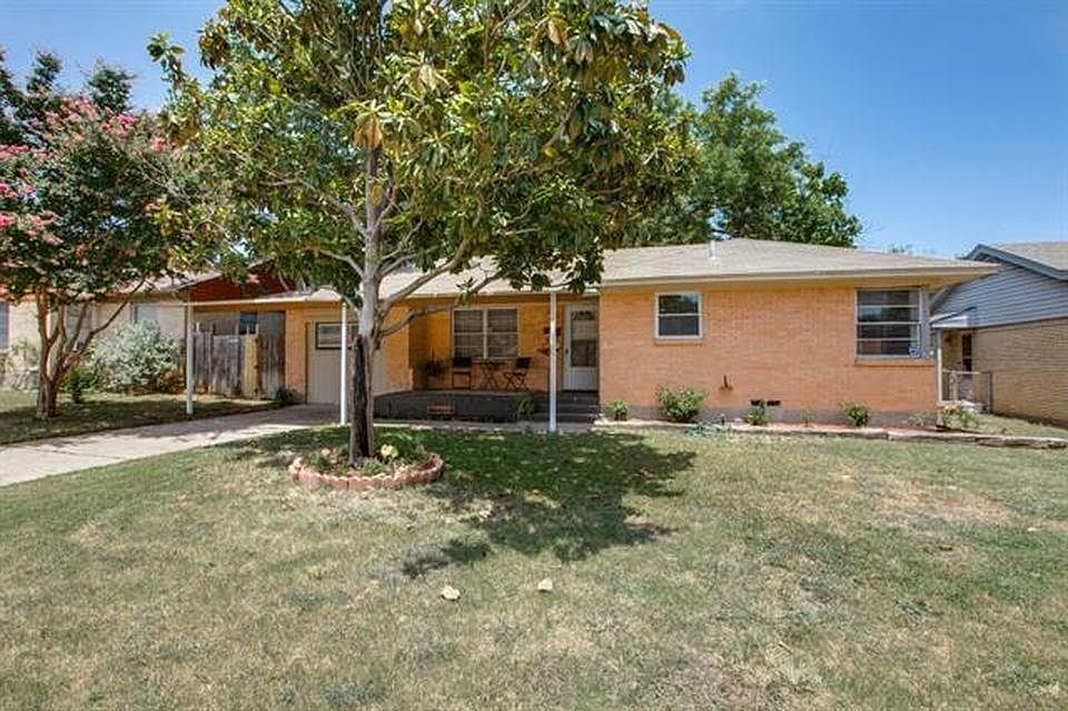 1st image of 2715 Costa Mesa Dr