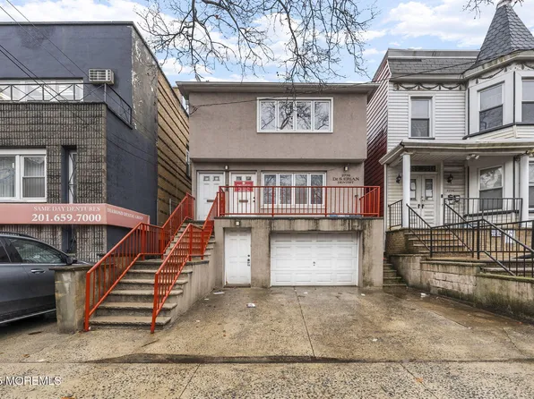 2776 John F Kennedy Boulevard, Jersey City, NJ 07306