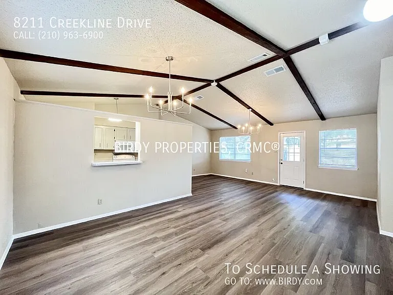 8211 Creekline Dr — Photo 10