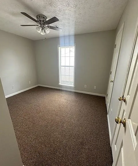 170 Allen Dr — Photo 10