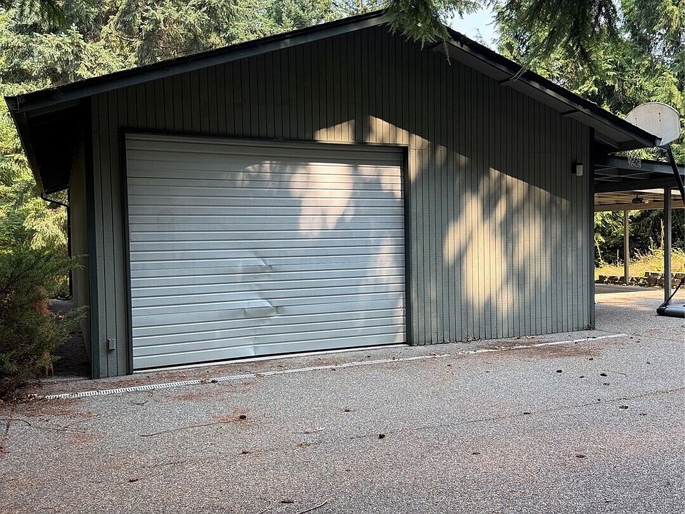 2nd image of 9410 Waddell Creek Road SW