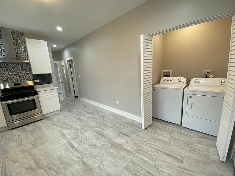 10653 S Calhoun Ave #1 — Photo 9