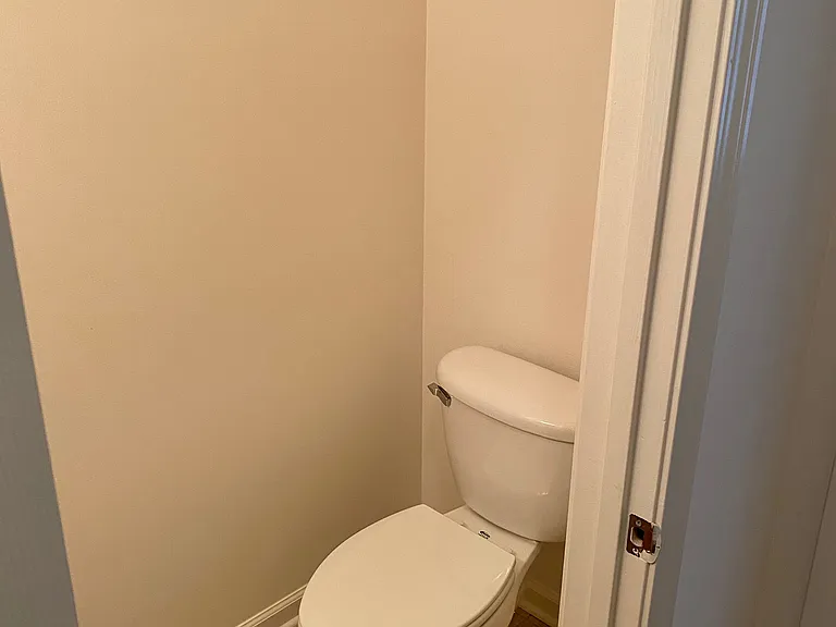 Waveland Townhomes — Photo 15