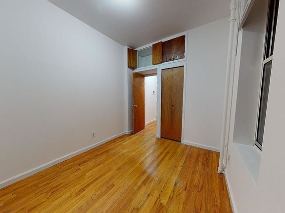 5th image of 1435 1st Ave #2NR