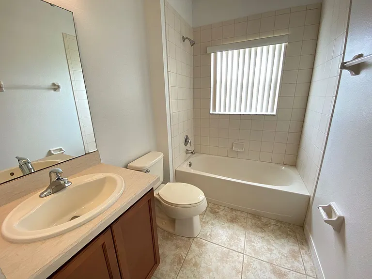 3510 Yacht Club Ct — Photo 7