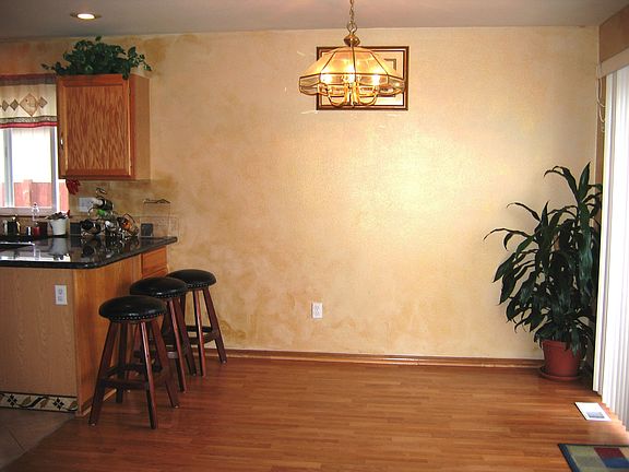 4th image of 15410 Heintz Ave SE