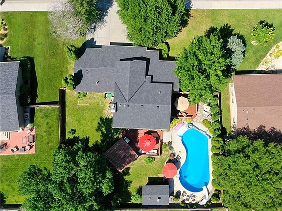 4th image of 3164 Avenue E