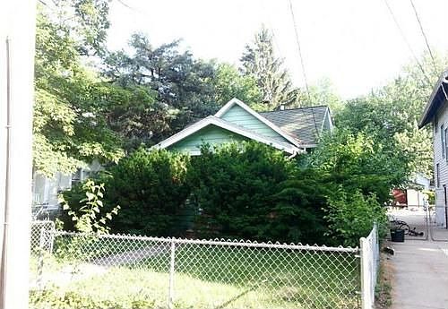 1st image of 1423 Greenwood Ave
