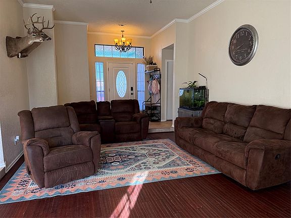 3rd image of 3508 Madra St