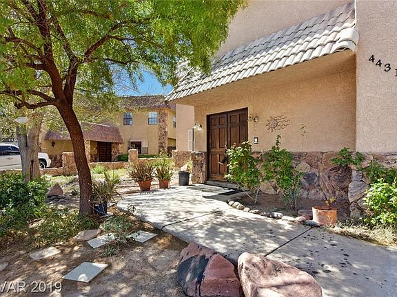 2nd image of 4431 Campus Cir
