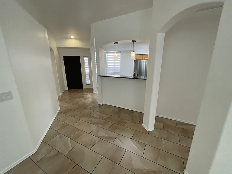 Master bedroom entry split bedroom floor plan