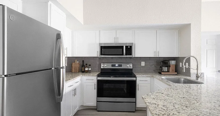 Westlake Apartment Homes — Photo 2