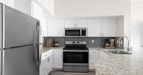 Westlake Apartment Homes Photo 1