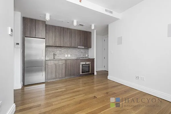 Rented by Halcyon Management Group LLC | media 14