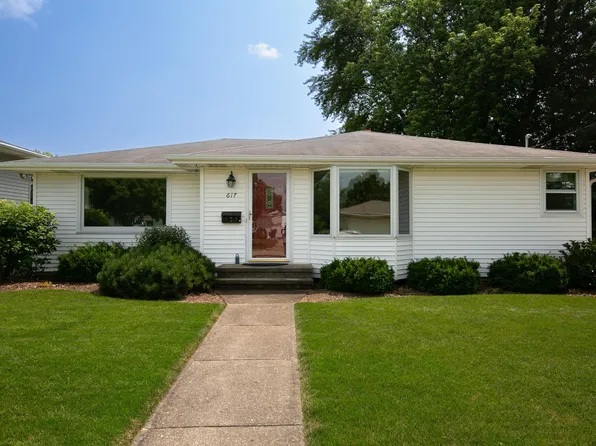 617 10th St, Menasha, WI 54952