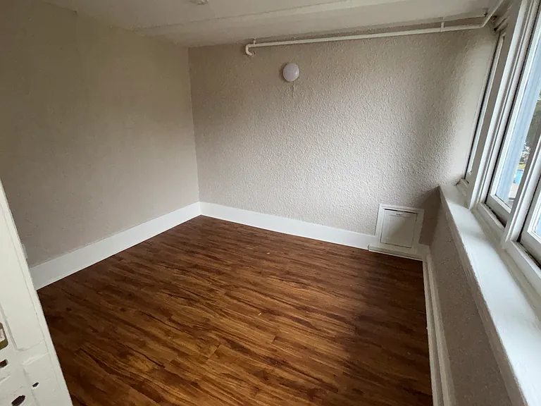 2434 Warring St #23 — Photo 6