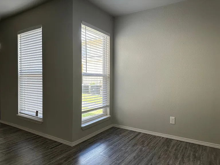 2921 Old Greenwood Rd #1 — Photo 6
