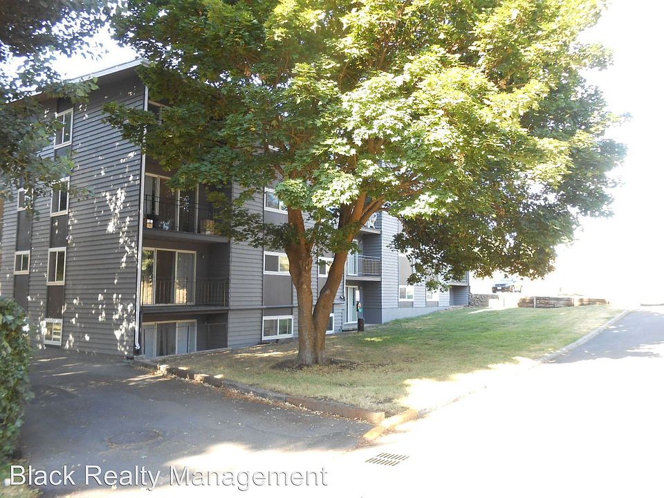 2nd image of 1122 Oakland St APT 3