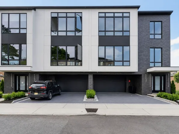 1157 Inwood Ter, Fort Lee, NJ 07024