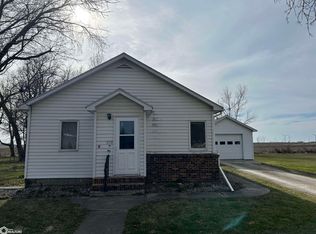 412 S Seneca St, Pomeroy, IA 50575