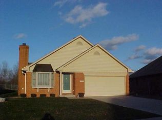 2727 Colony Lake East Dr, Plainfield, IN 46168