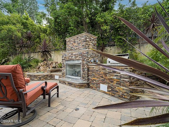 2nd image of 4252 Hunt Club Ln