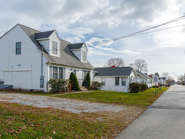 20 Portland Ave — Photo 22