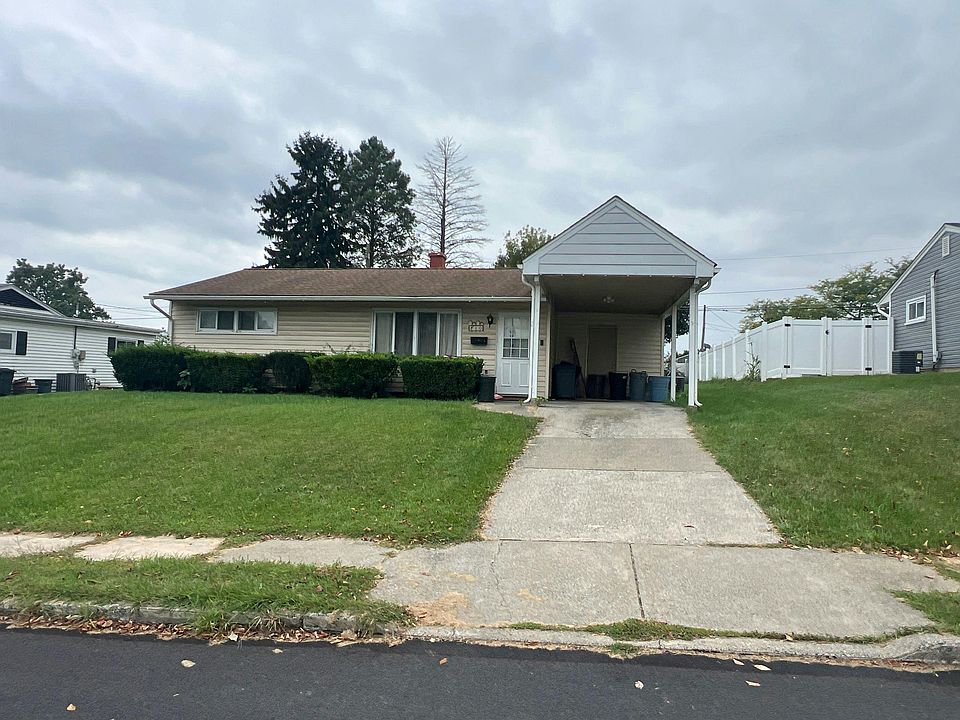 1st image of 10 S 12th St