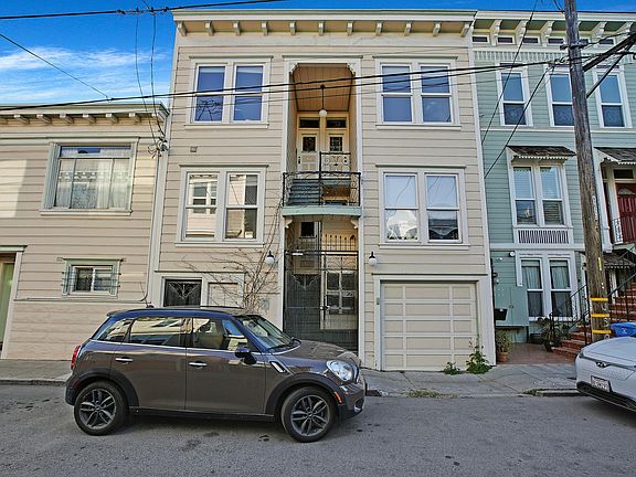 2nd image of 34 Abbey St #A