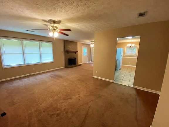 5th image of 2802 War Eagle Dr