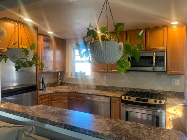 65 Ekings Ave Floor 2, Hawthorne, NJ 07506